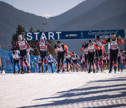 Euroloppet Ganghoferlauf © Region Seefeld - Sebastian Marko Langläufer starten ein Rennen bei Ganghoferlauf Leutasch im Schnee